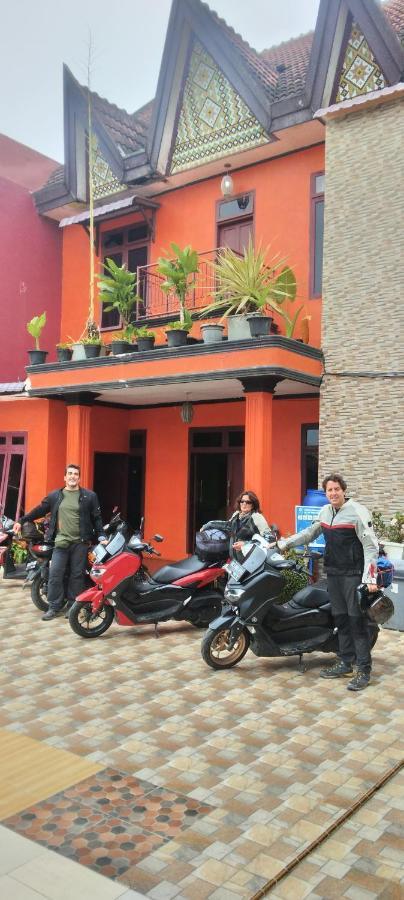Sapo Karo Rest House Berastagi Kültér fotó